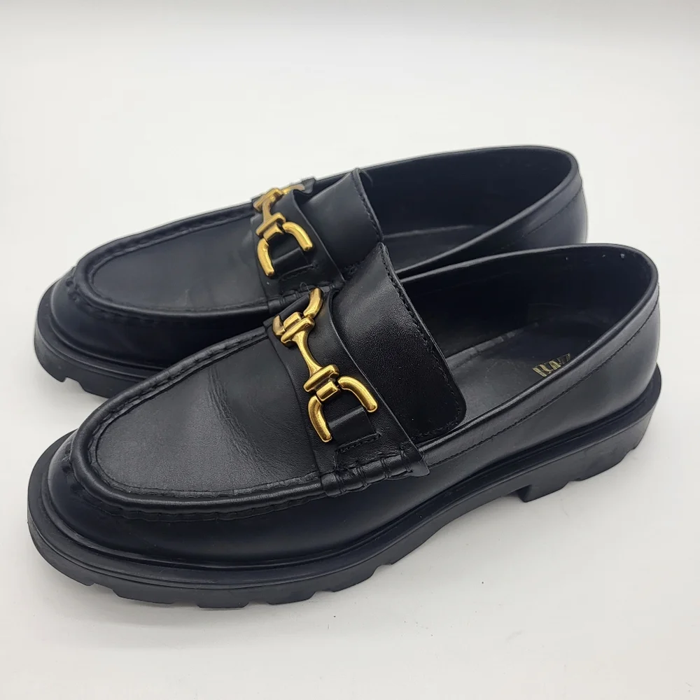 Zara Women's Black Leather Loafers with Gold Detail - Picture 7 of 10